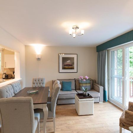 Karma Manoir Des Deux Amants Aparthotel Connelles Exteriör bild