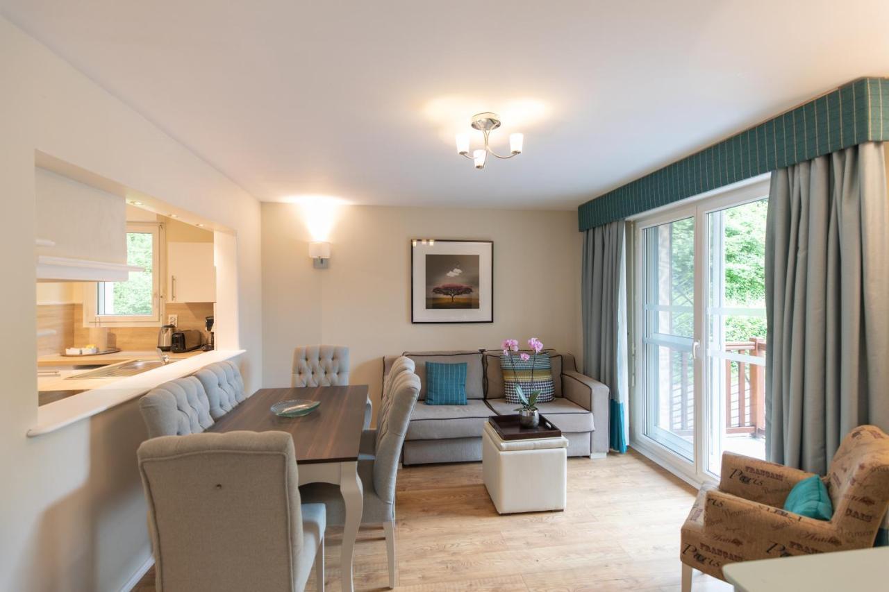 Karma Manoir Des Deux Amants Aparthotel Connelles Exteriör bild